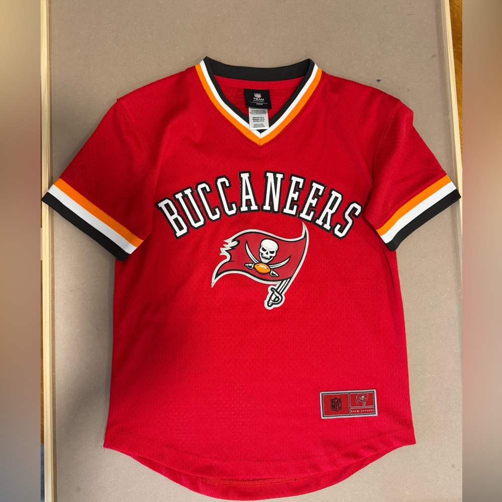 Buccaneers Kids Red Jersey - Medium